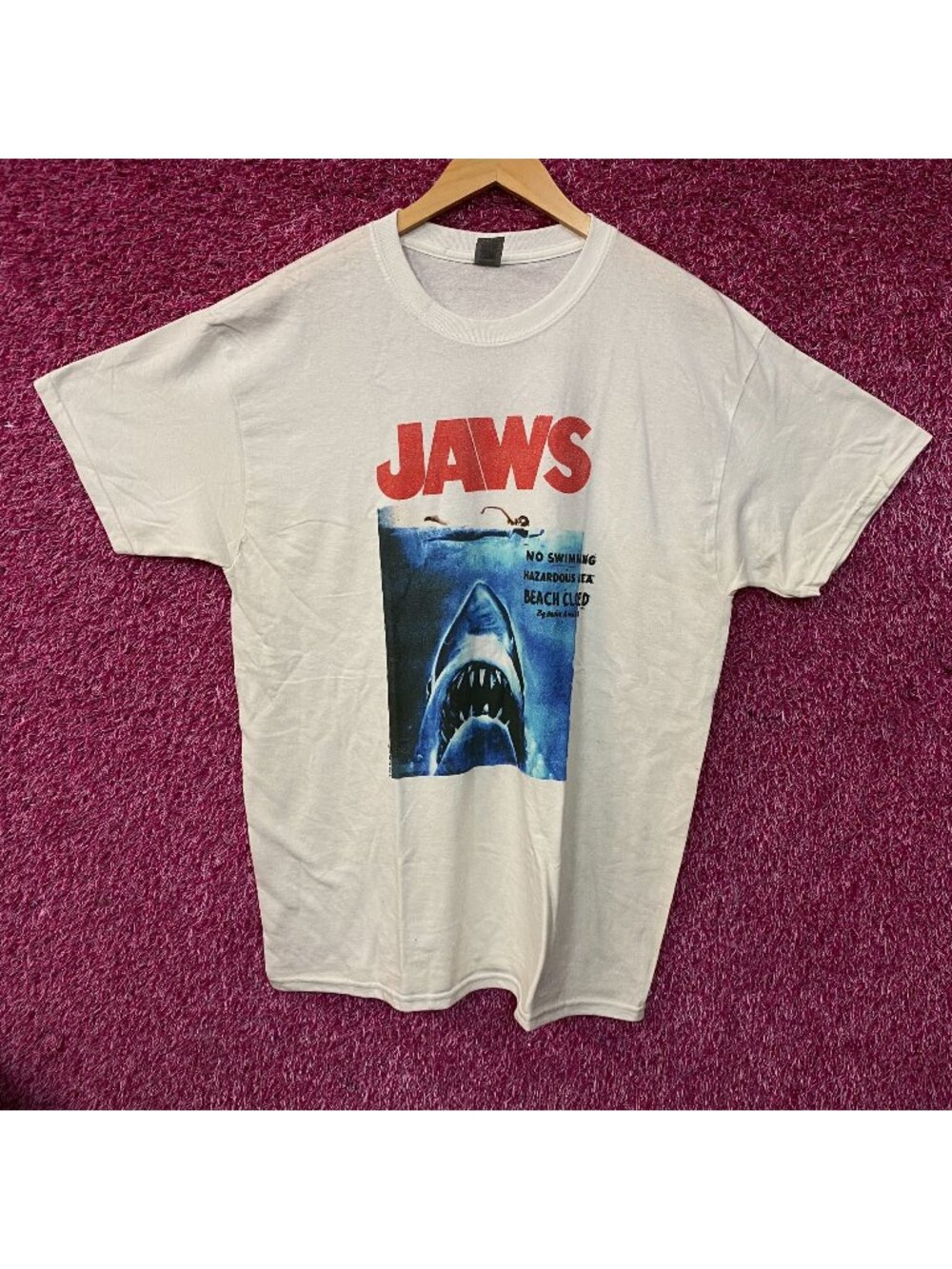 American Classics Jaws Retro Movie Poster Graphic T-shirt Large